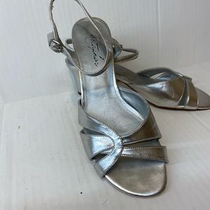 Silver Heel